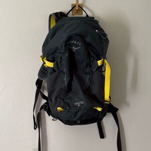 Osprey Hikelite 18L Unisex Hiking Backpack, Shiitake Grey